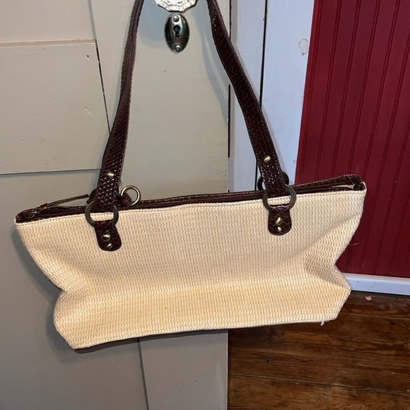 NWT Gigi Chantal Handbag Purse Faux Alligator Trim - Picture 2 of 9